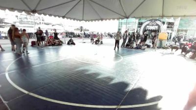 66 lbs Consolation - Michael Cisneros, Arvin Grizzlies vs Luca Pavia, Sunkist Kids/ Monster Garage