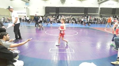 61 lbs 7th Place - Clancy Smith, ICWL Bruisers Elite - ESE vs Hunter Centrella, Dark Horse/Apex - ESE