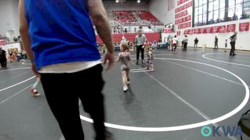 37 lbs Consi Of 8 #2 - Easton Civitts, Harrah Little League Wrestling vs Sadie Beavers, Harrah Little League Wrestling