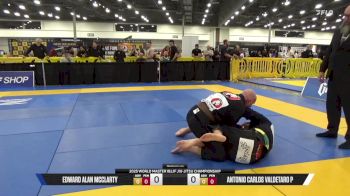 Antonio Carlos Valdetaro P vs Edward Alan Mcclarty 2025 World Master IBJJF Jiu-Jitsu Championship