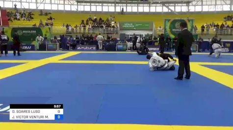 DOUGLAS SOARES LUSO vs JOÃO VICTOR VENTURI M. C. DE MEL 2023 Brasileiro Jiu-Jitsu IBJJF