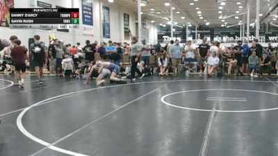 122 lbs 3rd Place - Danny D'Arcy, Triumph Blue - HSC vs Gavin Rush, TNWC Silver Fox - HSC