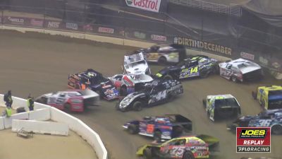 feature replay modifieds friday at gateway dirt nationals