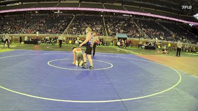 D1-132 lbs Cons. Round 3 - Beck Yurkunas, Brighton HS vs Nathan Walkowiak, Detroit Catholic Central HS