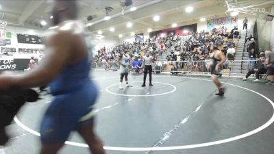285 lbs Champ. Round 2 - Julius Martinez, Servite vs Martin Gonzalez, Western