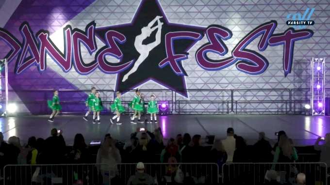 Ultimate Dance Cheer Emeralds Hip Hop 2024 Tiny Prep Hip Hop   8094d034a549c960b38c3230886483c29683a052273 