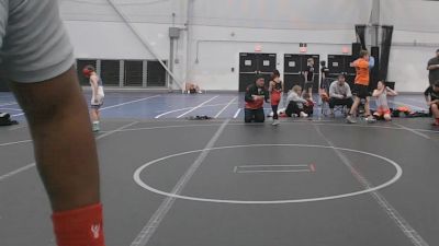 48 lbs Round 2 - Landon Shultz, Kennett Community vs Rowan Echeverria, MD Maniacs