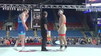 220 lbs Consi Of 4 - Gary Powell, Ohio vs Crew Howard, Iowa