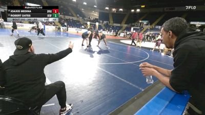 100 lbs Consi Of 8 #2 - Molly Flood, Barnstable vs Olivia Cordero, West Springfield