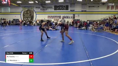 JV-10 lbs Round 1 - Justin Mendoza, Cedar Rapids Jefferson vs Marcus Hasley, Mount Vernon