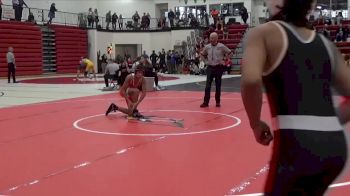 138 lbs Champ. Round 1 - Avery Person, Iowa City, Liberty vs John Aunan, Maquoketa