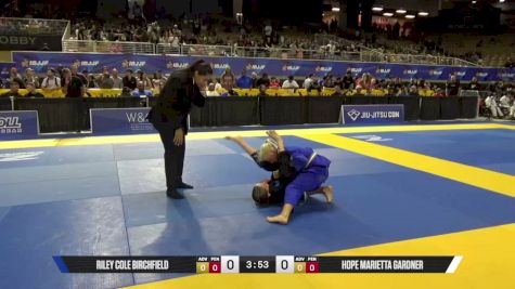 Hope Marietta Gardner vs Riley Cole Birchfield 2026 Pan Kids Jiu-Jitsu IBJJF Championship