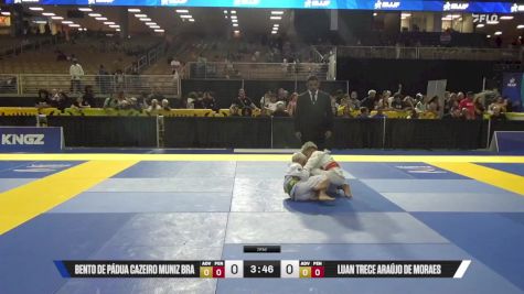 Luan Trece Araújo De Moraes vs Bento De Pádua Cazeiro Muniz Bra 2025 Pan Kids Jiu-Jitsu IBJJF Championship