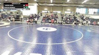 165 lbs Champ. Round 1 - Carlos Guzman, Ithaca vs Justin Klein, Cortland