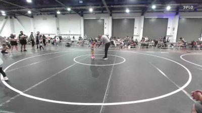 40 lbs Consi Of 8 #2 - Cadence Raney, Dove Creek WC vs Nazareth Vela, Top Rank Hammers