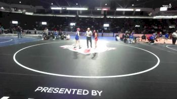 Girls 110 lbs Champ. Round 1 - Abigail Fombona Osorio, Kent Meridian (Girls) vs Lillian Born, Curtis (Girls)