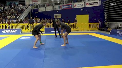 Julia Maele vs Caroline Brunacio Vinhaes 2025 Pan IBJJF Jiu-Jitsu No-Gi Championship