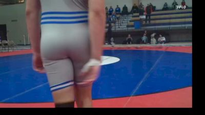 215 lbs Zach Long, Bismarck St Mary`s vs Michael Swan, Natrona County