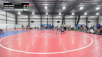 141 lbs Rr Rnd 2 - James Sievers, Roundtree Wrestling Academy - BHS vs Devan Garcia, Michigan Premier Blue - BHS