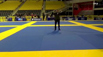 Lucas Caetano Ferreira De Andrad vs Francisco Ademir Claudino Neto 2025 Master International IBJJF Jiu-Jitsu North American Championship