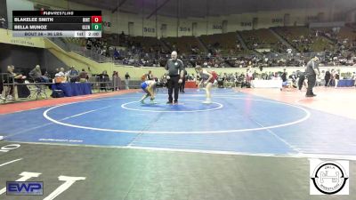 96 lbs Quarterfinal - Blakelee Smith, Hinton Comets vs Bella Munoz, Glenpool JH