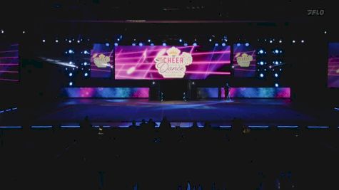 Farmingdale-Howell Lions [2025 Show Cheer 2 - Jr. Varsity - Medium B] 2025 Pop Warner National Cheer & Dance Championship