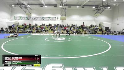 125 lbs Cons. Round 3 - Devan Guiterrez, Bakersfield College vs Angel Sandoval, Moorpark College