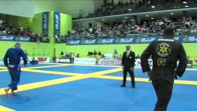 Pedro Moura vs Luke Costello Ultra Heavyweight Final 2016 IBJJF Europeans