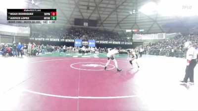 Boys 2A 132 lbs Quarterfinal - Justice Lopez, Orting vs Noah Rodriguez, Toppenish