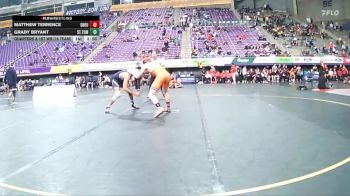 133 lbs Quarters & 1st Wb (16 Team) - Grady Bryant, St. Thomas University vs Matthew Terrence, Doane University