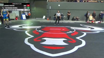 140 lbs Round Of 32 - Angelo Reyes, Madera vs Raymond Rivera, Clovis