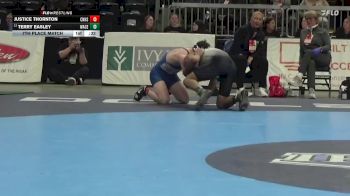 138 lbs 7th Place Match - Terry Easley, Warren Central vs Justice Thornton, Columbus North