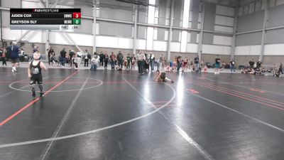 49.5-50.2 lbs Champ. Round 3 - Aiden Cox, St. Maries Wrestling Club vs Greyson Sly, Moses Lake Wrestling Club