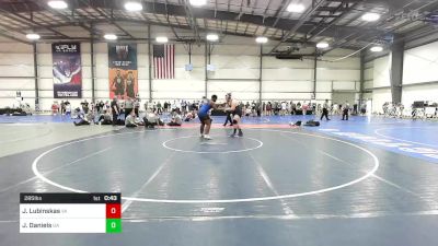 285 lbs Consi Of 8 #2 - Joseph Lubinskas, VA vs JaQuavian Daniels, GA