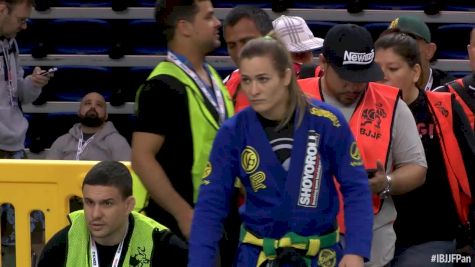 Mackenzie Dern vs Karen Antunes Featherweight Final IBJJF 2016 Pans