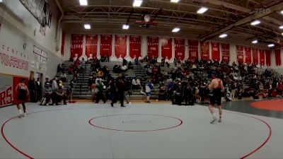 126 lbs Champ. Round 1 - Michael Alexander, Uintah vs Ian Vigil, Aztec