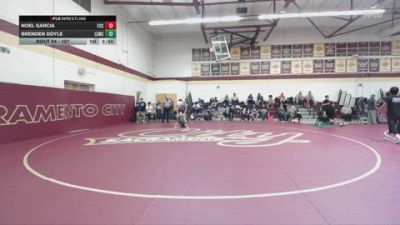 157 lbs Quarterfinal - Brenden Doyle, Lemoore College vs Noel Garcia, Fresno City College