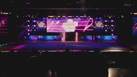 Lawrence Hurricanes [2025 Show Cheer 2 - Varsity - Medium] 2025 Pop Warner National Cheer & Dance Championship