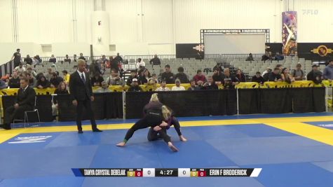 Erin F Broderick vs Tanya Crystal Debelak 2024 World IBJJF Jiu-Jitsu No-Gi Championship