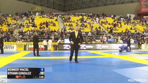 Kennedy Maciel vs Kyvann Gonzalez IBJJF 2016 Worlds
