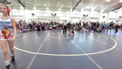 82 lbs Round Robin 3 - Layla Pope, SouthTown Savages-Girls vs Esther Wernersbach, Backyard Barbies Purple