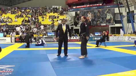 Ana Carolina Vieira vs Jonna Karolina Konivuori IBJJF 2016 Worlds