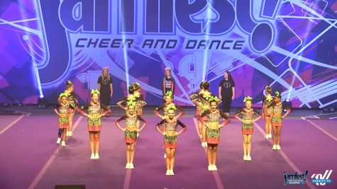 Twist & Hit - Lime [2016 L1 Youth Cheer Small B  Saturday]