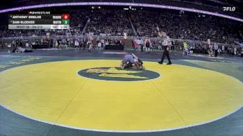 D4-215 lbs Champ. Round 1 - Sam Bleeker, Martin vs Anthony Emelue, Riverview Gabriel Richard