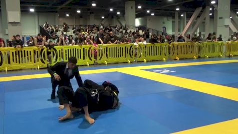 LUCAS ZE YANG GINN vs GABRIEL TRISTAN VARON 2024 American National IBJJF Jiu-Jitsu Championship