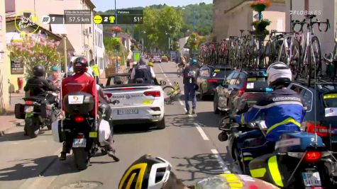 Second Jumbo Visma Crash Of Stage 15 Sees Yellow Jersey Jonas Vinegaard Down