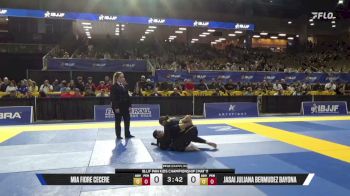Mia Fiore Cecere vs Jasai Juliana Bermudez Bayona 2026 Pan Kids Jiu-Jitsu IBJJF Championship