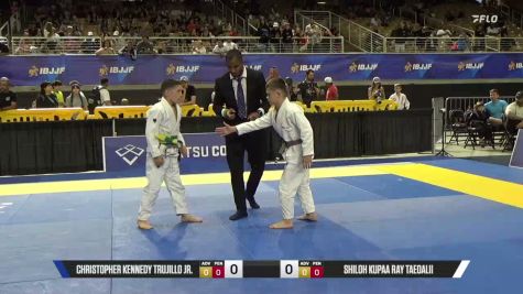 Shiloh Kupaa Ray Taeoalii vs Christopher Kennedy Trujillo Jr. 2026 Pan Kids Jiu-Jitsu IBJJF Championship