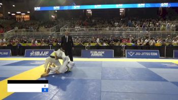 LOGAN ANDREW BROWN vs GABRIEL RIBEIRO DE ALCÂNTARA LIM 2024 Pan Kids Jiu-Jitsu IBJJF Championship