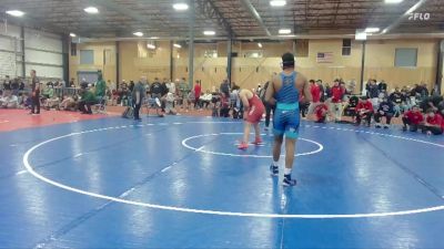 184 lbs Champ. Round 1 - Junior Bumanglag, Clackamas Community College vs Tyler Vigansky, Washington State University